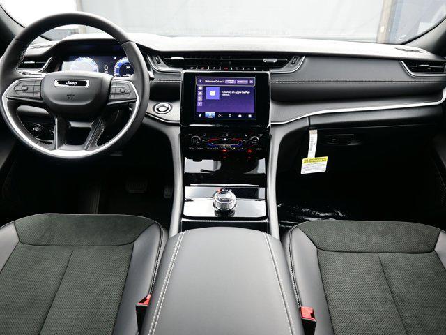new 2025 Jeep Grand Cherokee car, priced at $41,105