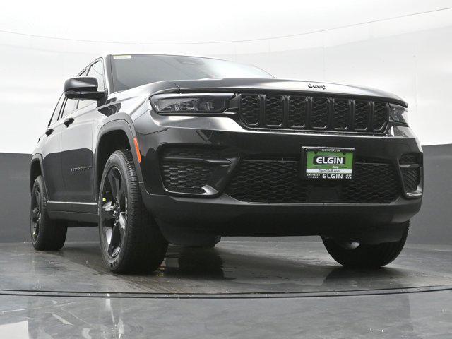 new 2025 Jeep Grand Cherokee car, priced at $40,947