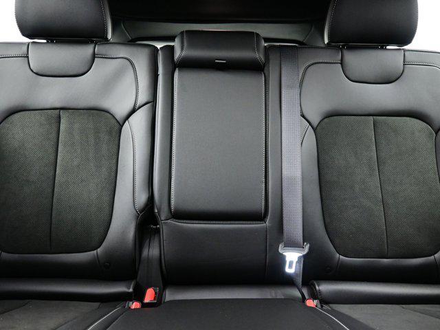 new 2025 Jeep Grand Cherokee car, priced at $40,947
