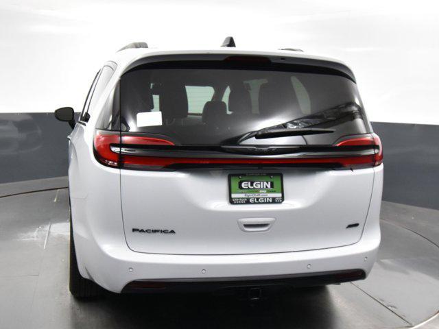 new 2024 Chrysler Pacifica car, priced at $43,041