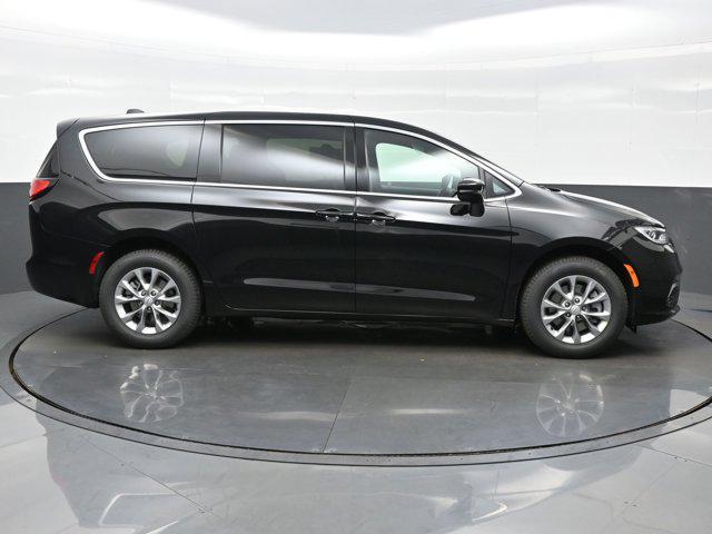 new 2026 Chrysler Pacifica car, priced at $43,409