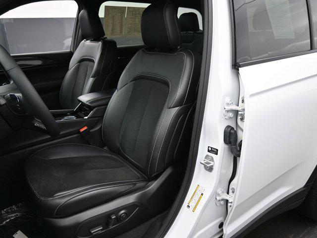 used 2023 Jeep Grand Cherokee car, priced at $33,590