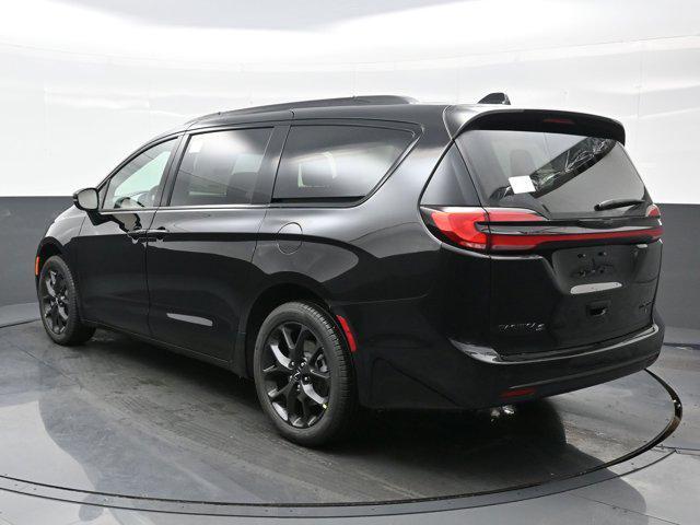 new 2025 Chrysler Pacifica car, priced at $50,532