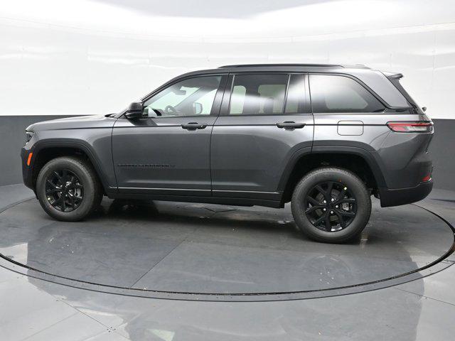 new 2025 Jeep Grand Cherokee car, priced at $39,892