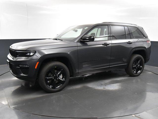 new 2025 Jeep Grand Cherokee car, priced at $45,067