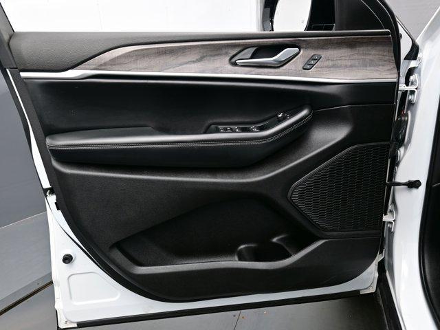 used 2023 Jeep Grand Cherokee L car, priced at $27,990