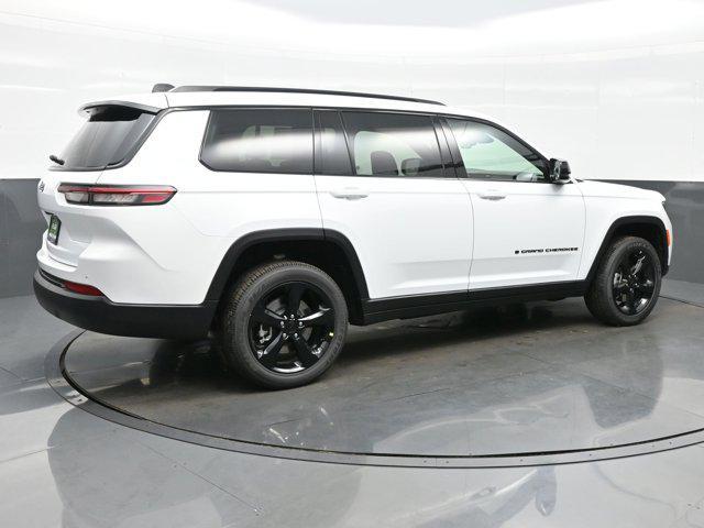 new 2025 Jeep Grand Cherokee L car, priced at $42,233