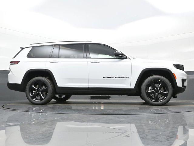 new 2025 Jeep Grand Cherokee L car, priced at $42,233
