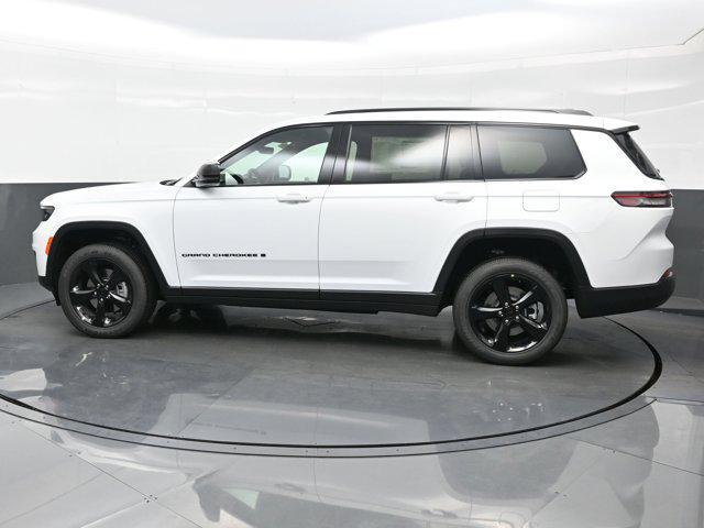 new 2025 Jeep Grand Cherokee L car, priced at $41,796