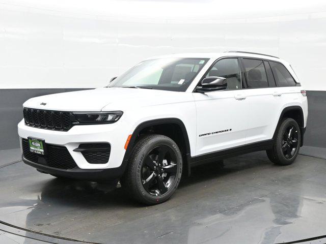new 2025 Jeep Grand Cherokee car, priced at $39,689