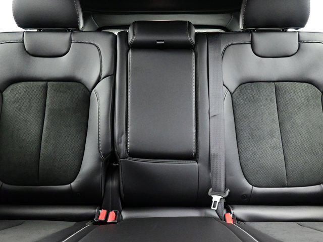 new 2025 Jeep Grand Cherokee car, priced at $39,689