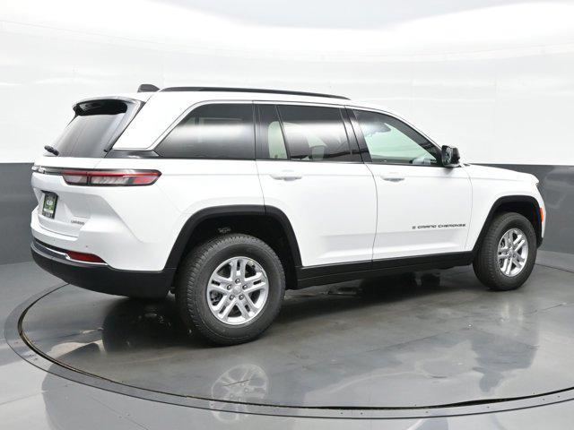 new 2025 Jeep Grand Cherokee car, priced at $41,030