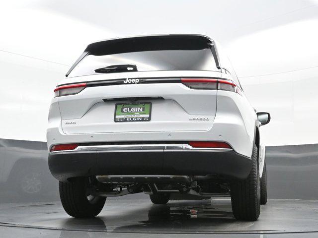 new 2025 Jeep Grand Cherokee car, priced at $41,030