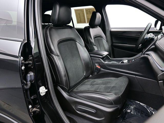 used 2024 Jeep Grand Cherokee car, priced at $31,990