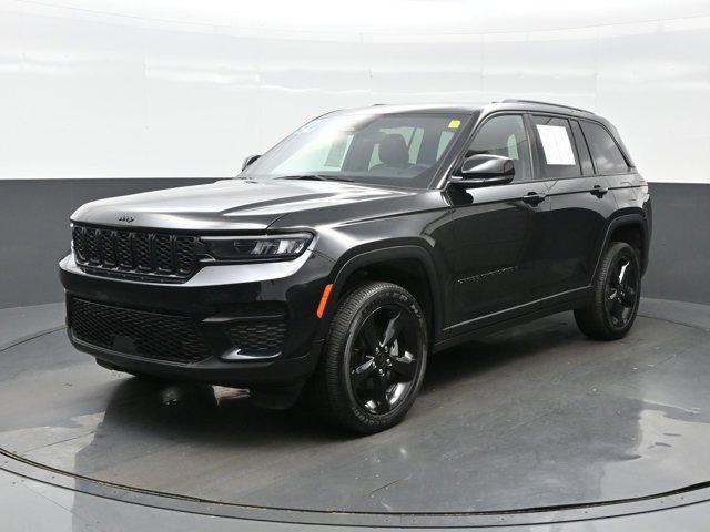 used 2024 Jeep Grand Cherokee car, priced at $31,990