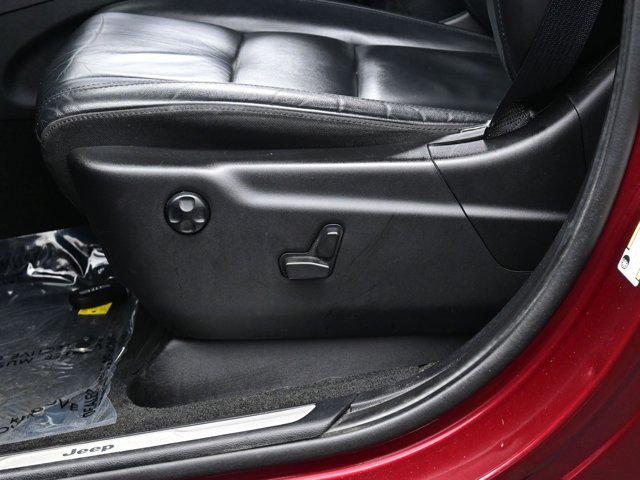 used 2022 Jeep Grand Cherokee car, priced at $28,590