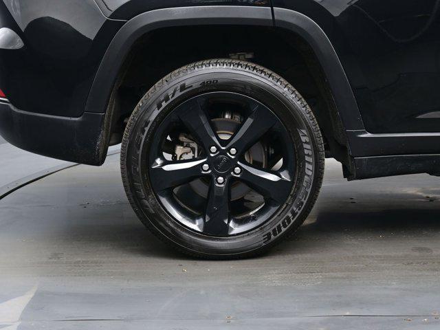 used 2023 Jeep Grand Cherokee car, priced at $31,590