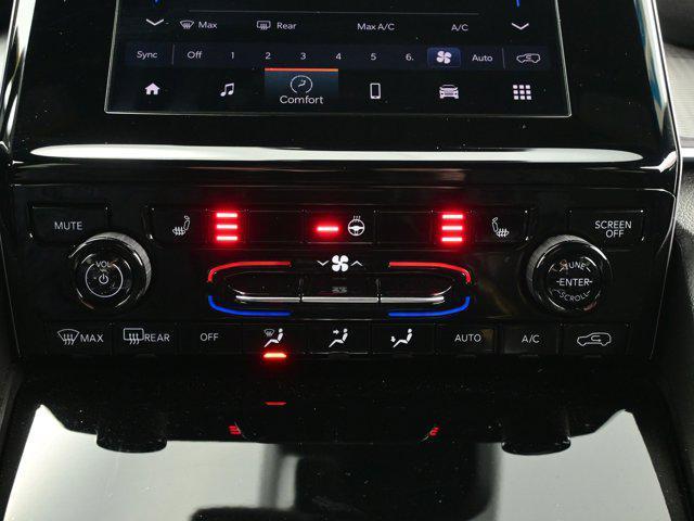 used 2024 Jeep Grand Cherokee car, priced at $32,590