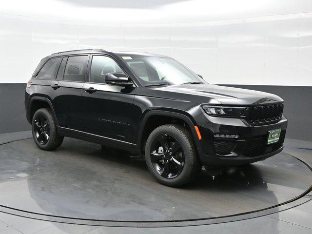 new 2025 Jeep Grand Cherokee car, priced at $43,841