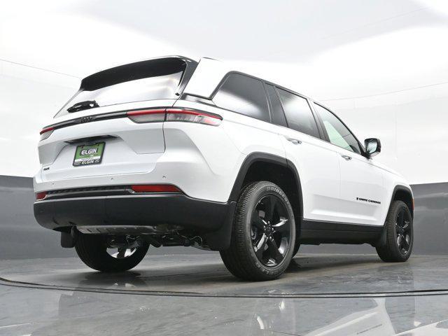 new 2025 Jeep Grand Cherokee car, priced at $40,189