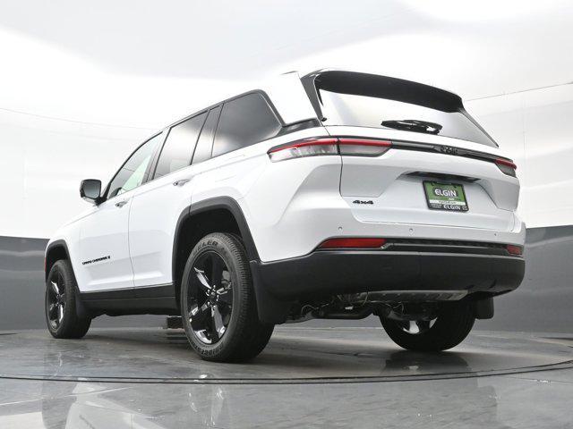 new 2025 Jeep Grand Cherokee car, priced at $40,189