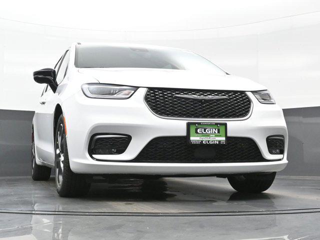 new 2026 Chrysler Pacifica car, priced at $41,505