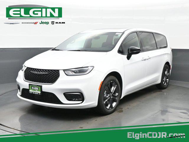 new 2026 Chrysler Pacifica car, priced at $41,505