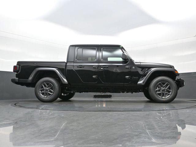 new 2025 Jeep Gladiator car, priced at $38,100