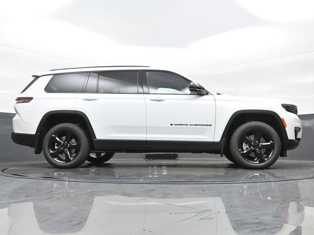new 2025 Jeep Grand Cherokee L car, priced at $47,196