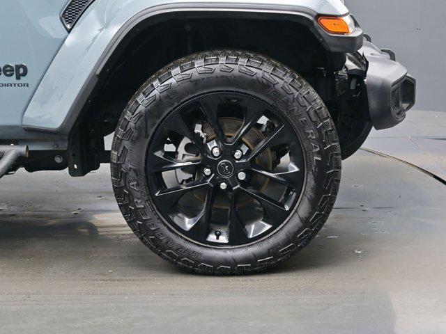 used 2025 Jeep Gladiator car, priced at $38,590