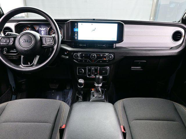 used 2025 Jeep Gladiator car, priced at $38,590