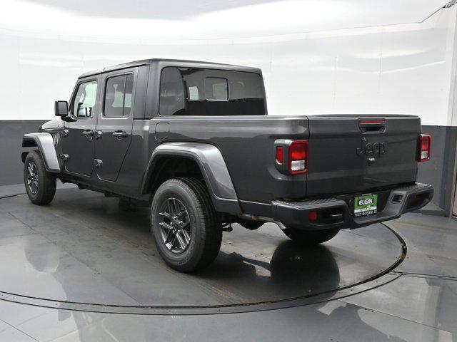 new 2025 Jeep Gladiator car, priced at $41,558