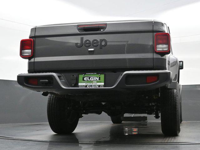 new 2025 Jeep Gladiator car, priced at $41,558