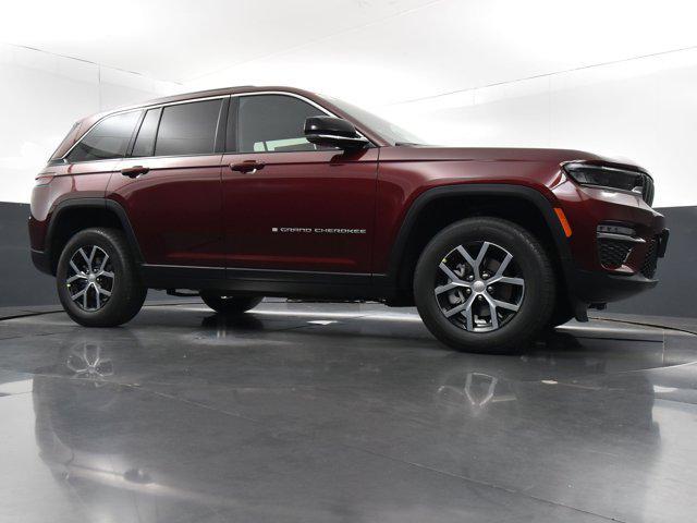 new 2024 Jeep Grand Cherokee car, priced at $42,254