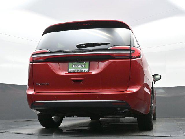 new 2026 Chrysler Pacifica car, priced at $43,605