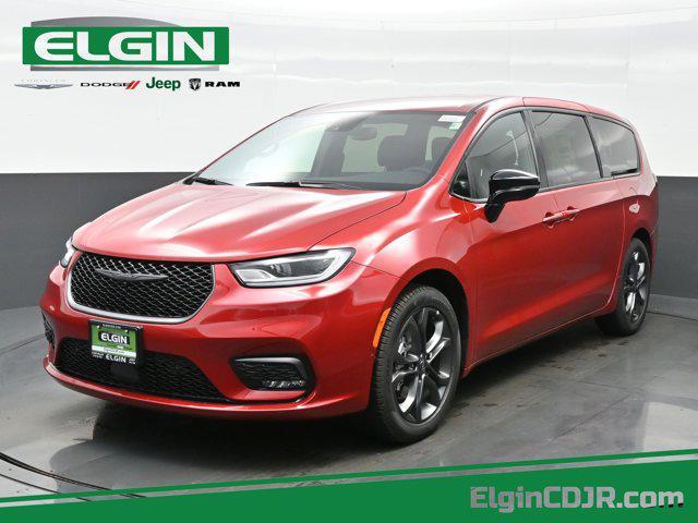 new 2026 Chrysler Pacifica car, priced at $44,105