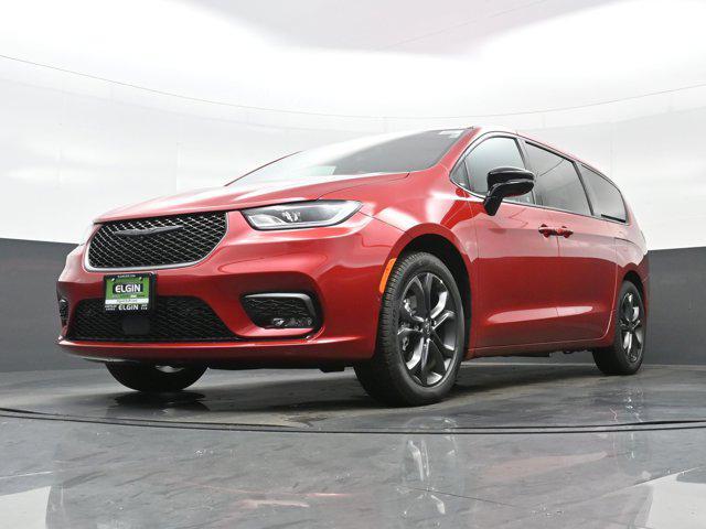 new 2026 Chrysler Pacifica car, priced at $38,800