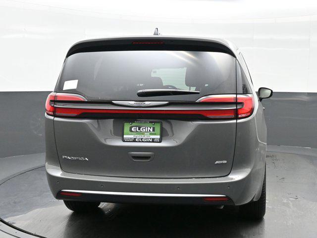 new 2025 Chrysler Pacifica car, priced at $45,467