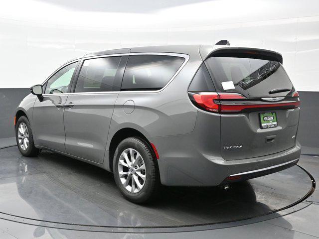 new 2025 Chrysler Pacifica car, priced at $45,467