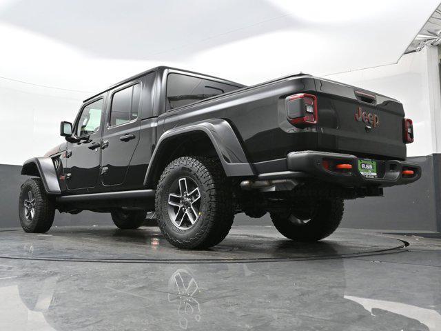 new 2025 Jeep Gladiator car, priced at $58,220