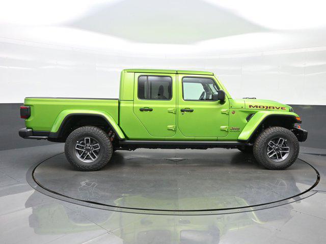 new 2025 Jeep Gladiator car, priced at $53,415