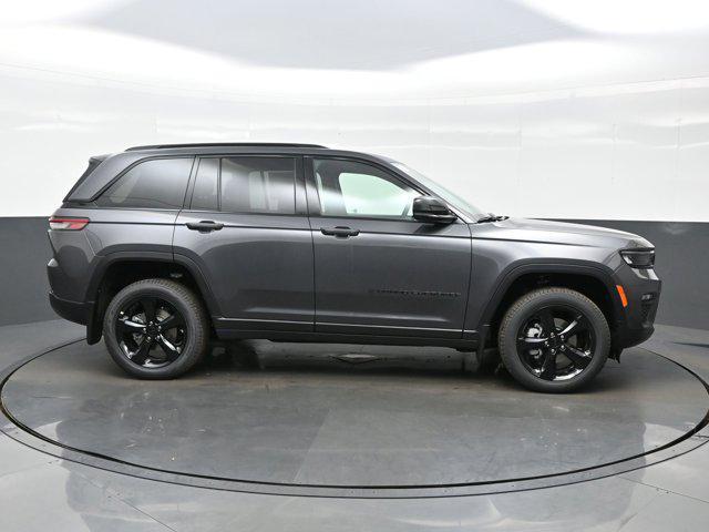 new 2025 Jeep Grand Cherokee car, priced at $44,099
