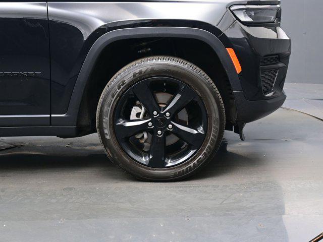 used 2023 Jeep Grand Cherokee car, priced at $33,590
