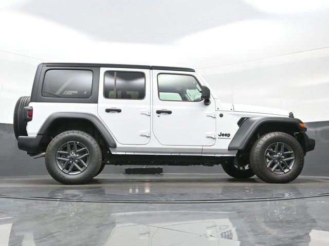 new 2025 Jeep Wrangler car, priced at $43,034