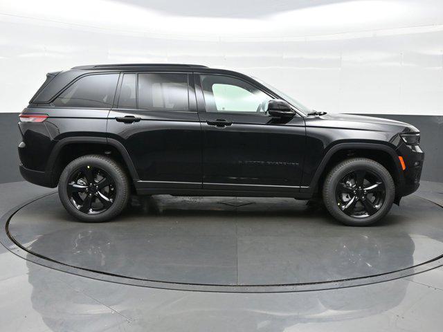 new 2025 Jeep Grand Cherokee car, priced at $45,798
