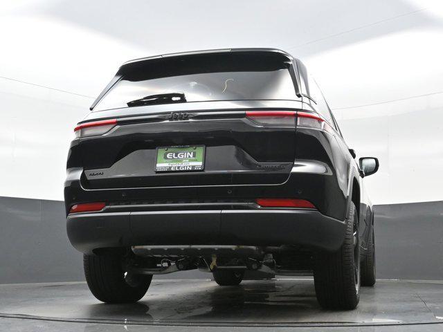 new 2025 Jeep Grand Cherokee car, priced at $45,798