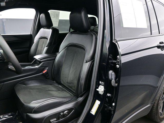 used 2024 Jeep Grand Cherokee car, priced at $33,590