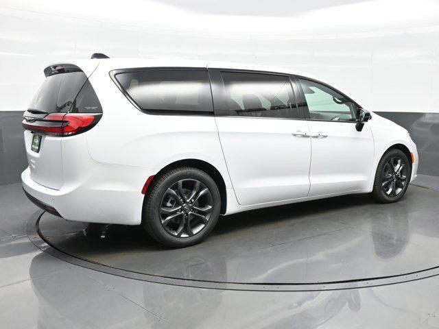 new 2026 Chrysler Pacifica car, priced at $44,239