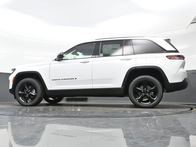 new 2025 Jeep Grand Cherokee car, priced at $36,142