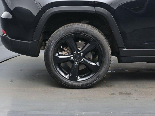 used 2023 Jeep Grand Cherokee car, priced at $33,590